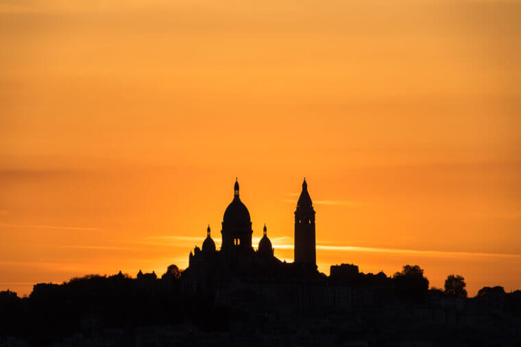 Coucher de soleil derrière Montmartre, Paris, France