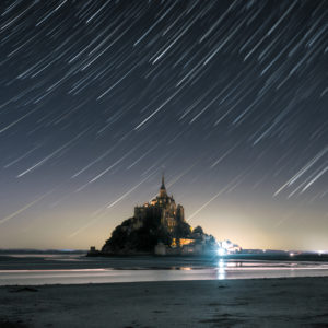 Le Mont Saint Michel sous les étoiles